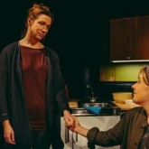 Barnen – Göteborgs Dramatiska Teater 2020 -  Regi: Mattias Nordkvist – Scenografi: Richard Andersson – Kostym: Fianna Robijn.